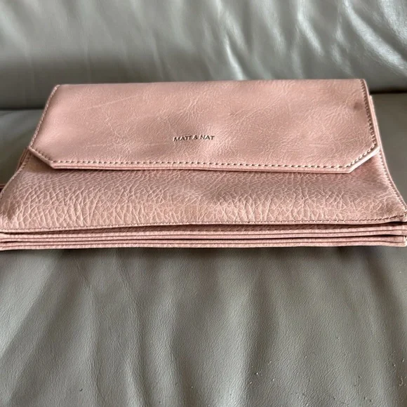 Matt & Nat Blush Pink vegan Leather Crossbody Bag - Picture 6 of 7